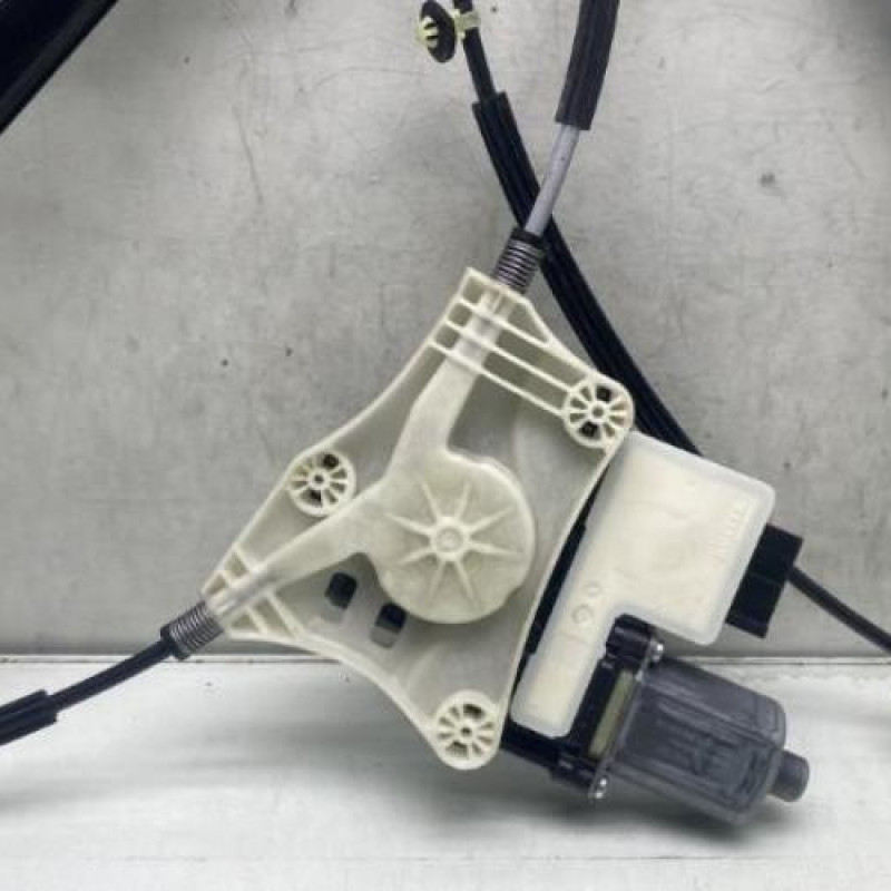 Leve vitre electrique avant droit SEAT ARONA Photo n°8