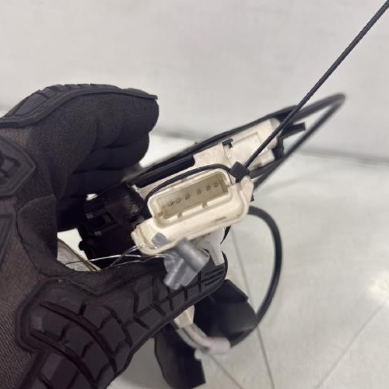 Serrure avant gauche PEUGEOT 407 Photo n°2