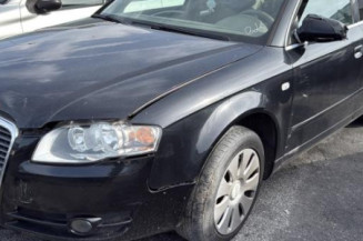 Aile avant droit AUDI A4 2