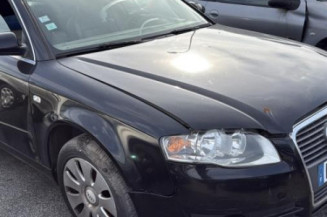 Aile avant droit AUDI A4 2