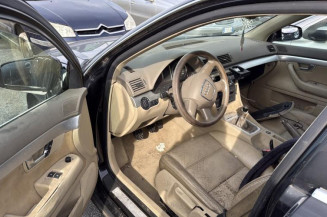 Aile avant droit AUDI A4 2