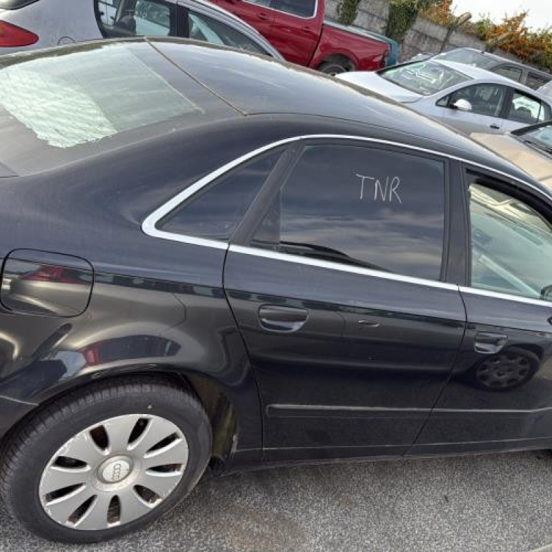 Face avant AUDI A4 2 Photo n°16