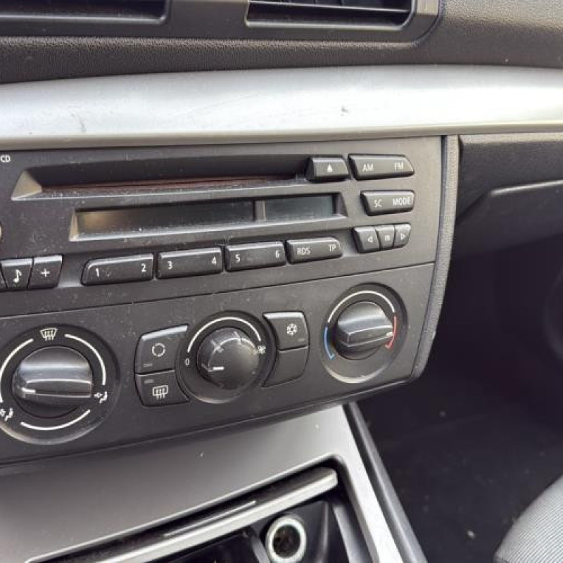 Feu arriere principal droit (feux) BMW SERIE 1 E87 Photo n°20