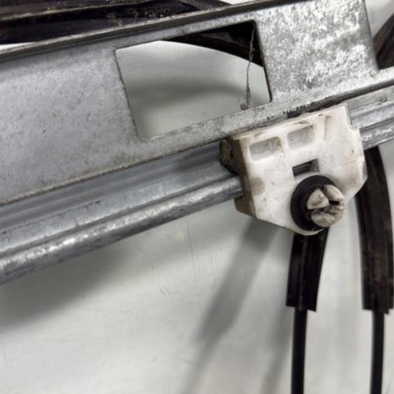 Leve vitre electrique avant gauche RENAULT MASTER 3 Photo n°5