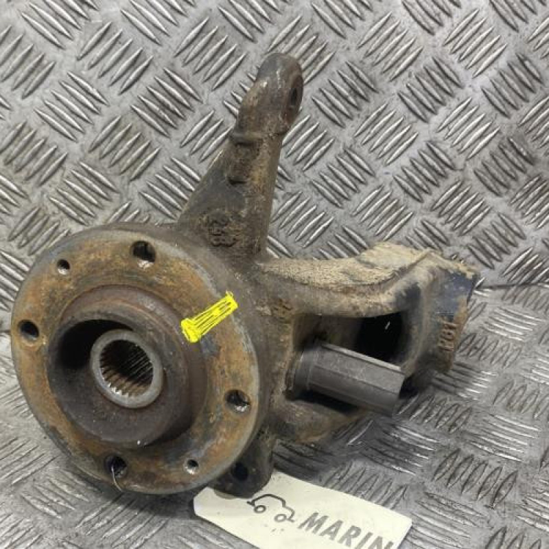 Pivot de moyeu avant droit PEUGEOT 2008 1 Photo n°1