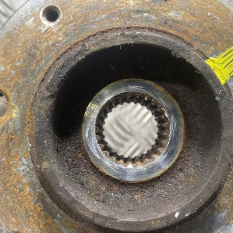 Pivot de moyeu avant droit PEUGEOT 2008 1 Photo n°2