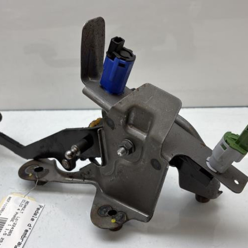 Pedale d'embrayage RENAULT CLIO 4 Photo n°3