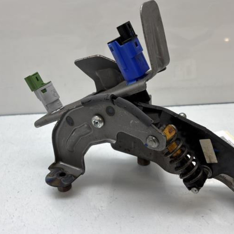 Pedale d'embrayage RENAULT CLIO 4 Photo n°4
