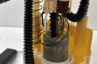 Pompe à carburant RENAULT CLIO 4