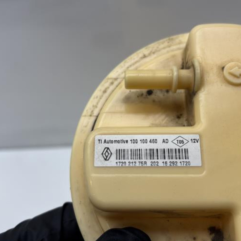 Pompe à carburant RENAULT CLIO 4 Photo n°6