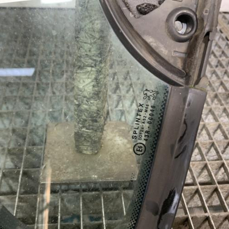 Custode avant gauche (porte) PEUGEOT 307 Photo n°3