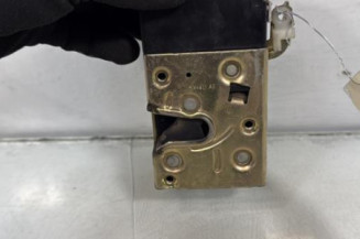 Serrure avant droit PEUGEOT 307