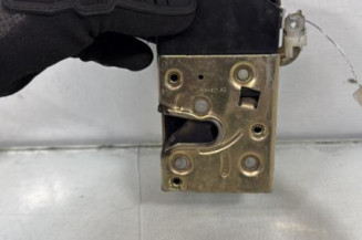 Serrure avant droit PEUGEOT 307