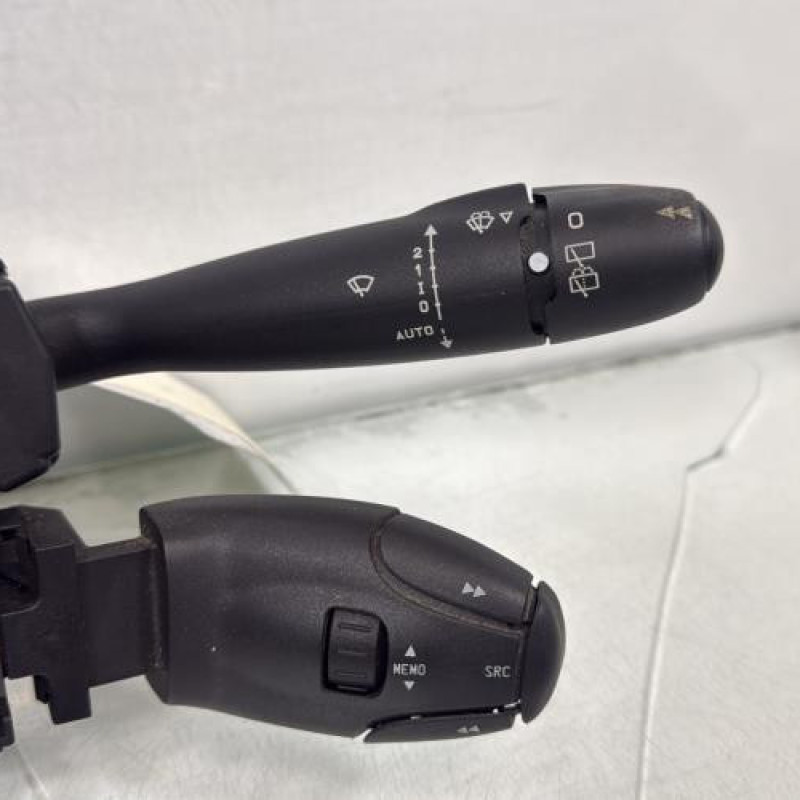 Com (Bloc Contacteur Tournant+Commodo Essuie Glace+Commodo Phare) PEUGEOT 307 Photo n°2