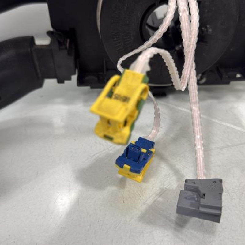 Com (Bloc Contacteur Tournant+Commodo Essuie Glace+Commodo Phare) PEUGEOT 307 Photo n°4