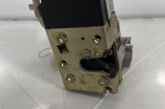 Serrure avant gauche PEUGEOT 307