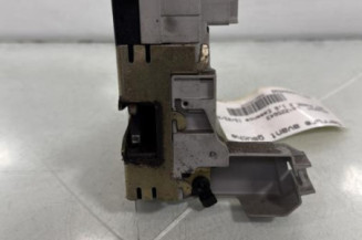 Serrure avant gauche PEUGEOT 307