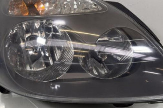 Optique avant principal droit (feux)(phare) RENAULT CLIO 2 CAMPUS Photo n°1