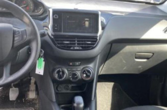 Moteur PEUGEOT 208 1