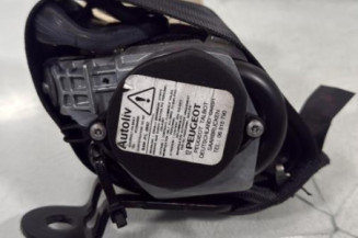 Pretensionneur de ceinture avant droit PEUGEOT 206+ Photo n°1