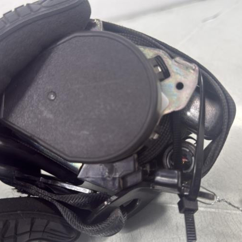 Pretensionneur de ceinture avant gauche RENAULT MASTER 3 Photo n°3