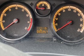 Reservoir essence OPEL CORSA D