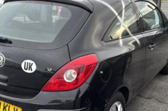 Reservoir essence OPEL CORSA D