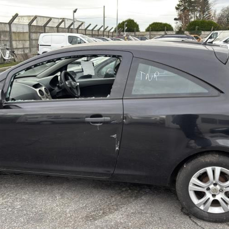 Reservoir essence OPEL CORSA D Photo n°6