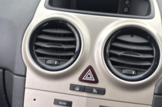 Reservoir essence OPEL CORSA D