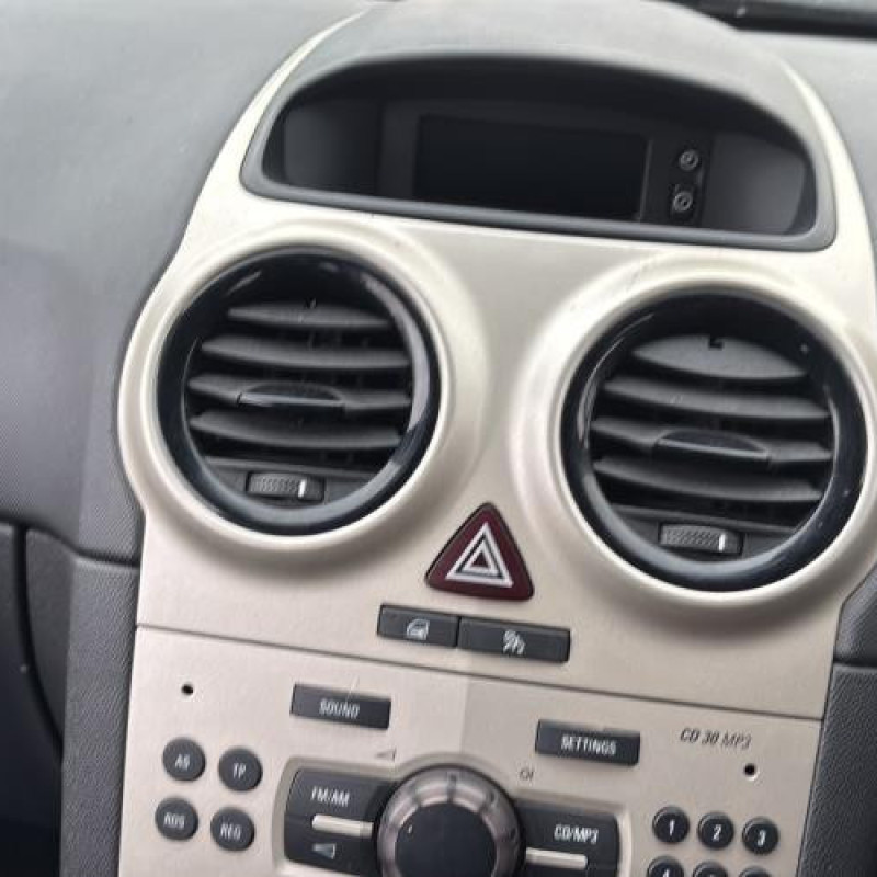 Reservoir essence OPEL CORSA D Photo n°14