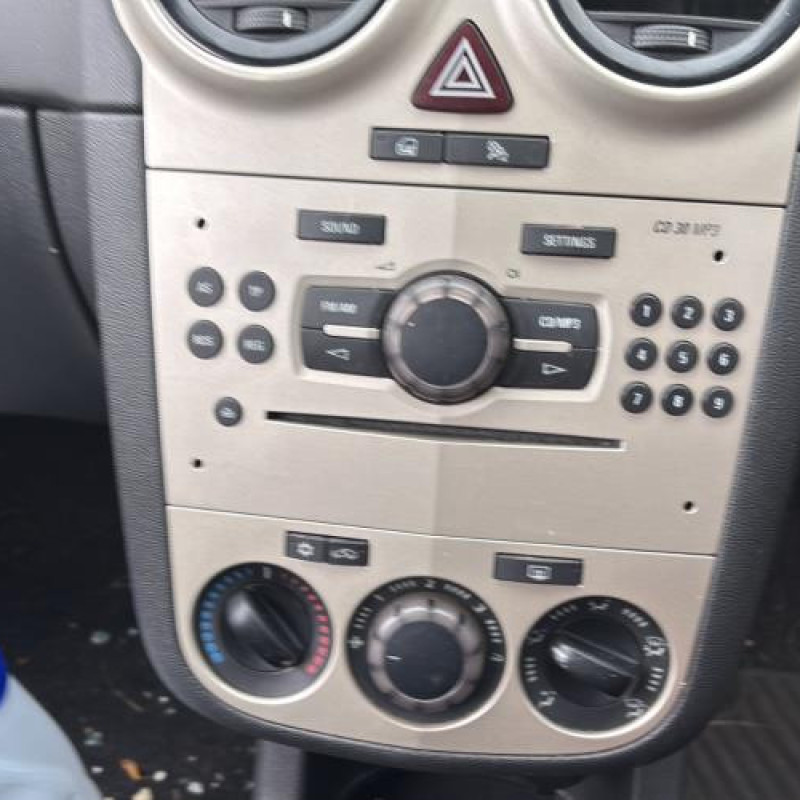 Reservoir essence OPEL CORSA D Photo n°15