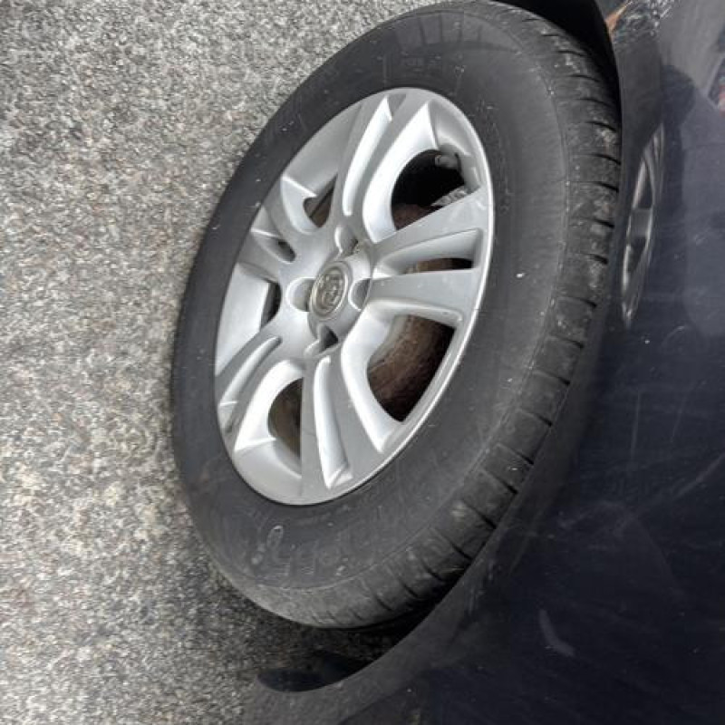 Reservoir essence OPEL CORSA D Photo n°17