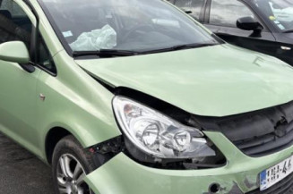 Reservoir essence OPEL CORSA D