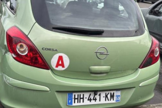 Reservoir essence OPEL CORSA D