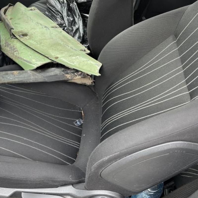 Reservoir essence OPEL CORSA D Photo n°12