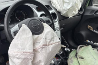 Reservoir essence OPEL CORSA D