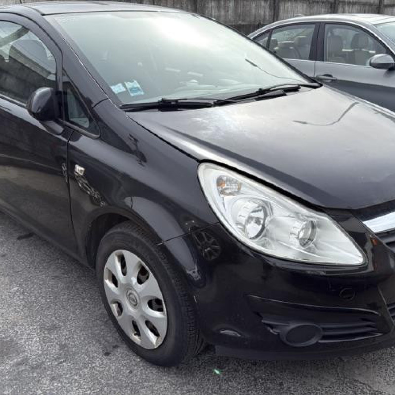 Reservoir essence OPEL CORSA D Photo n°3