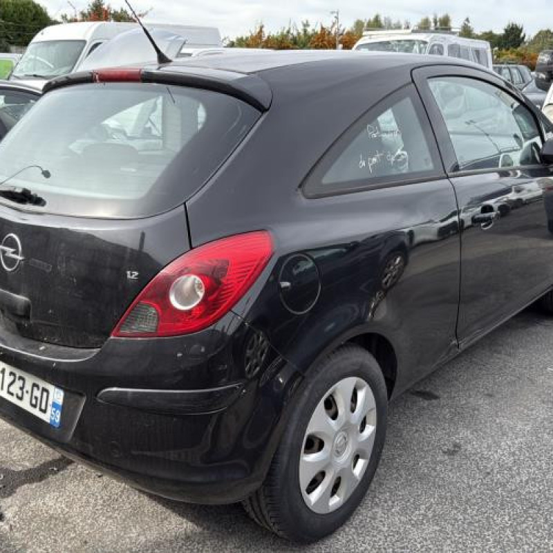 Reservoir essence OPEL CORSA D Photo n°4