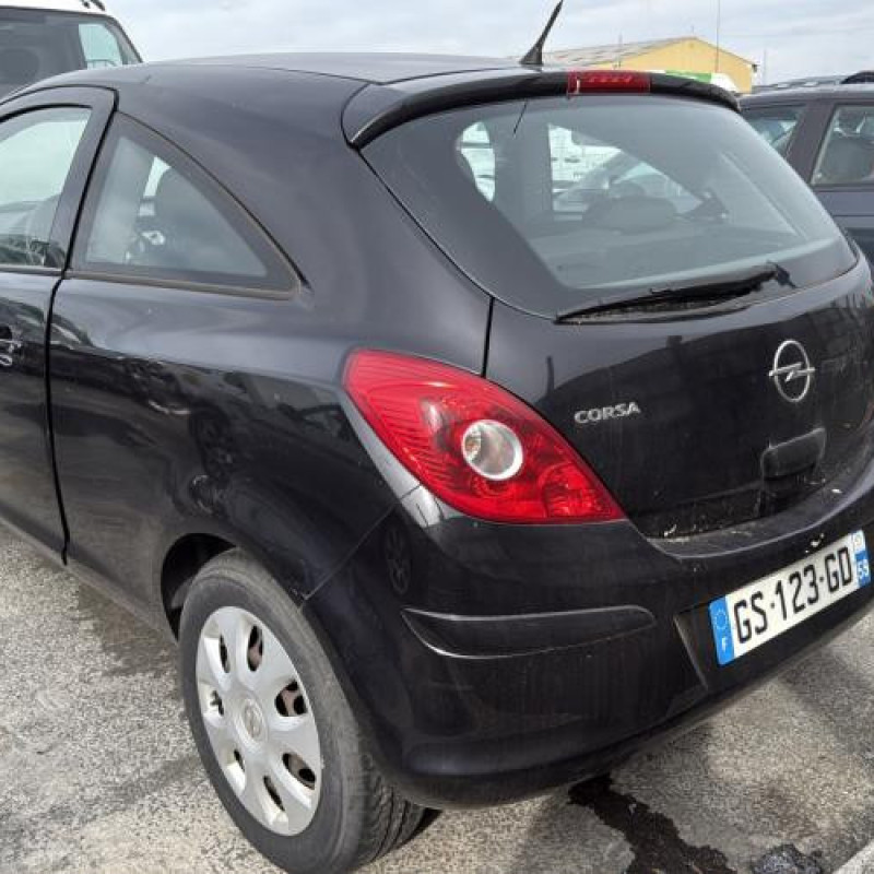 Reservoir essence OPEL CORSA D Photo n°5