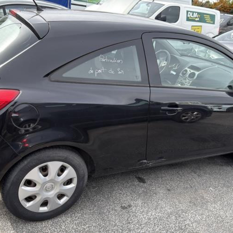 Reservoir essence OPEL CORSA D Photo n°8