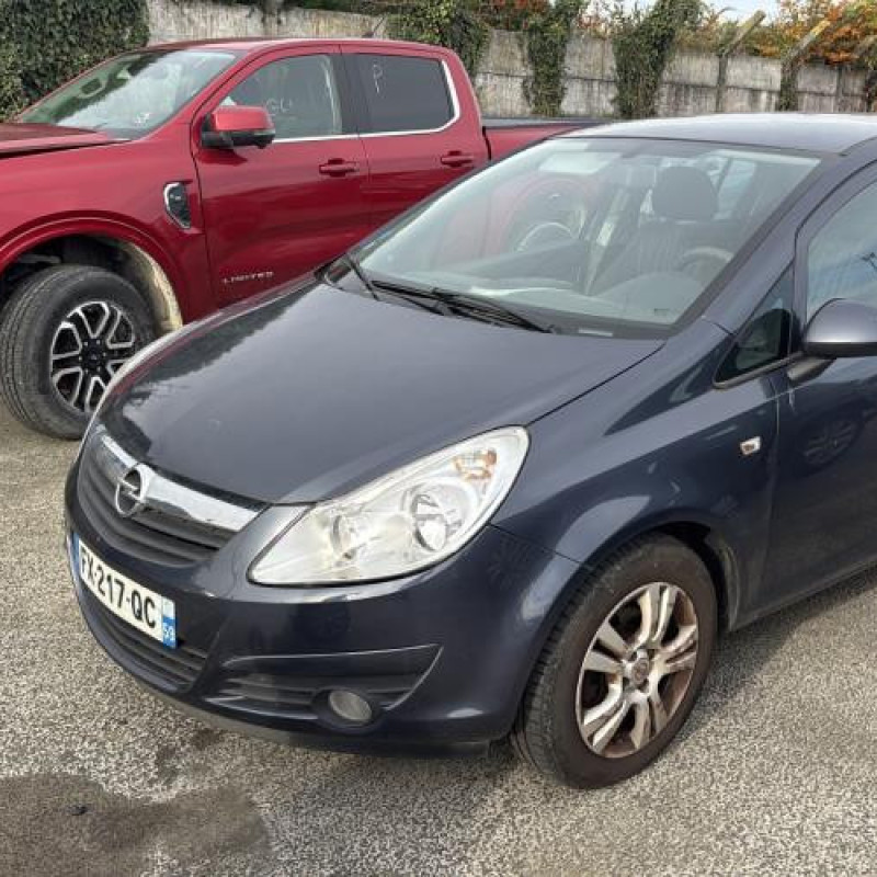Reservoir essence OPEL CORSA D Photo n°4