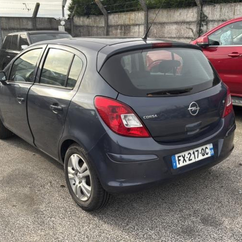 Reservoir essence OPEL CORSA D Photo n°5