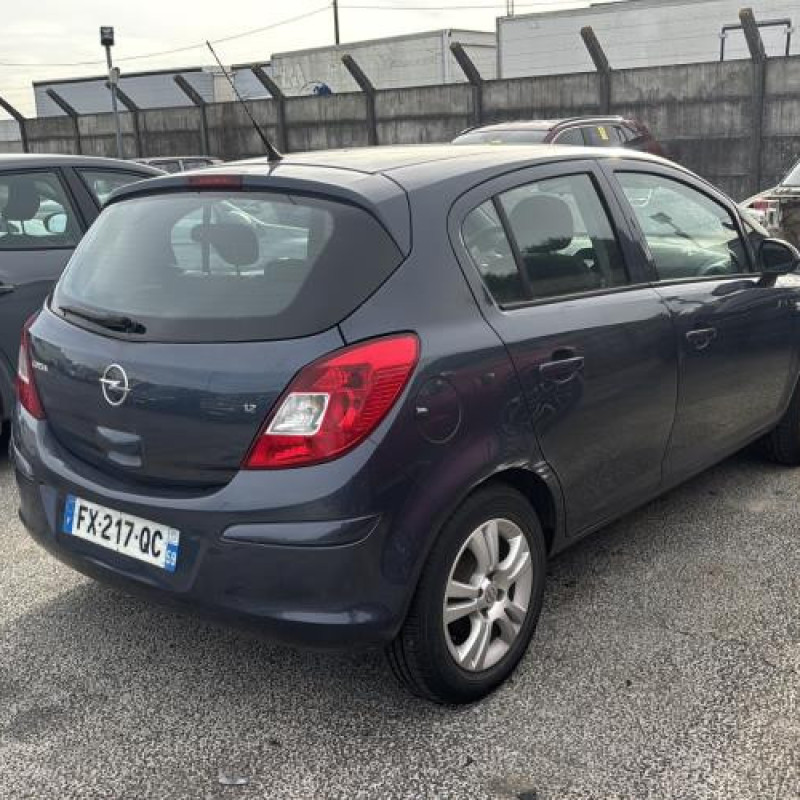 Reservoir essence OPEL CORSA D Photo n°6