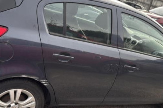 Reservoir essence OPEL CORSA D