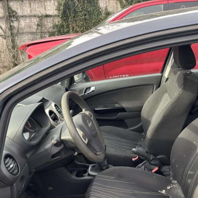 Reservoir essence OPEL CORSA D Photo n°13