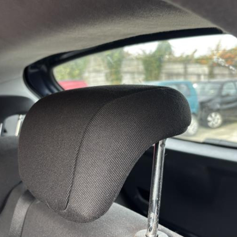 Reservoir essence OPEL CORSA D Photo n°17