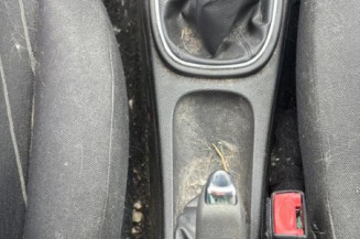 Reservoir essence OPEL CORSA D