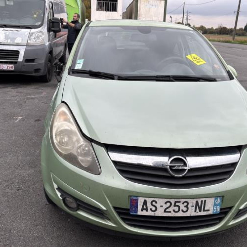 Reservoir essence OPEL CORSA D Photo n°8