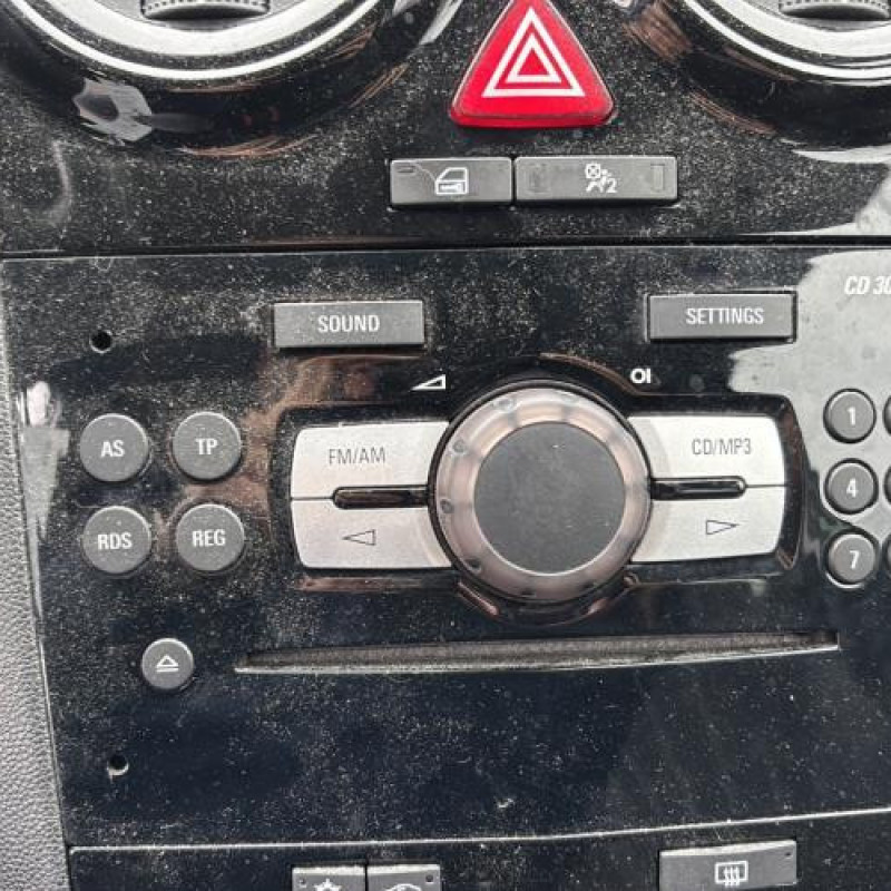 Reservoir essence OPEL CORSA D Photo n°16