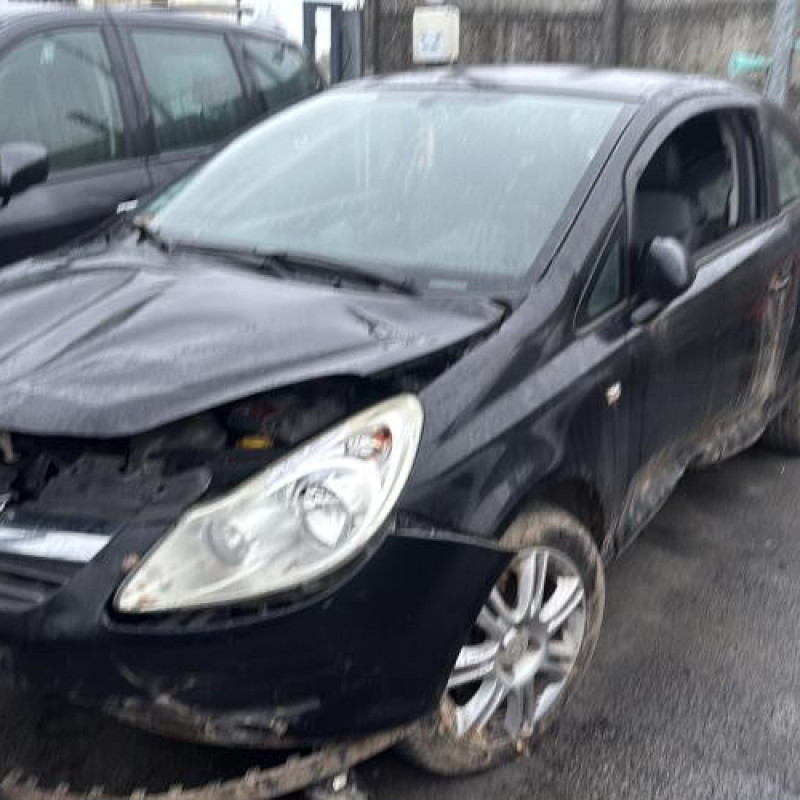 Reservoir essence OPEL CORSA D Photo n°1